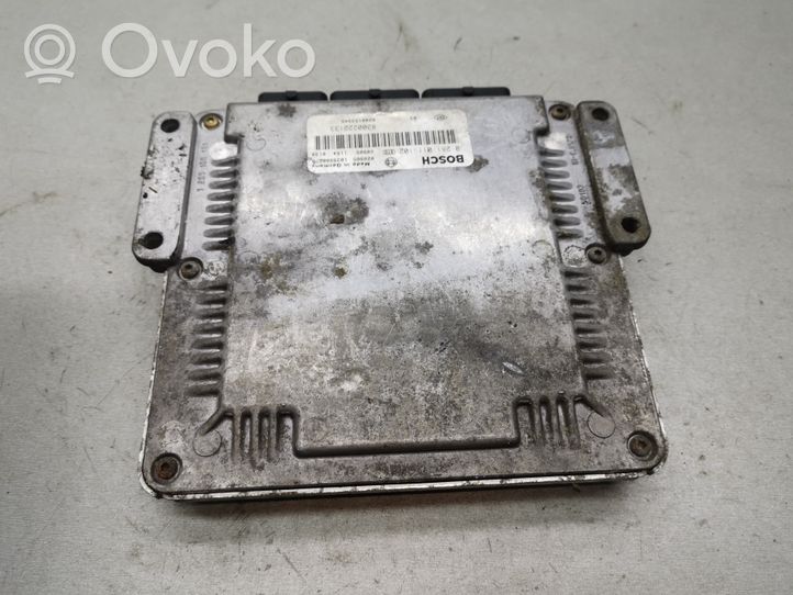 Renault Scenic I Engine control unit/module 0281011102