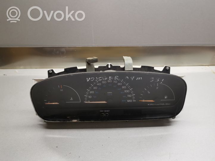 Dodge Caravan Speedometer (instrument cluster) 04685511AB