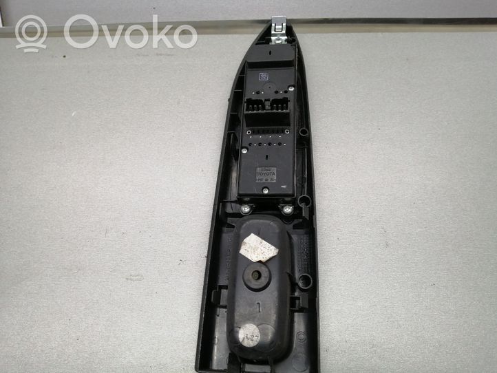 Toyota Avensis T220 Interruttore di controllo dell’alzacristalli elettrico 7423205090