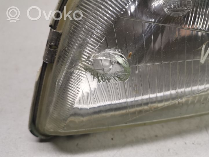 Volvo S40, V40 Lampa przednia 