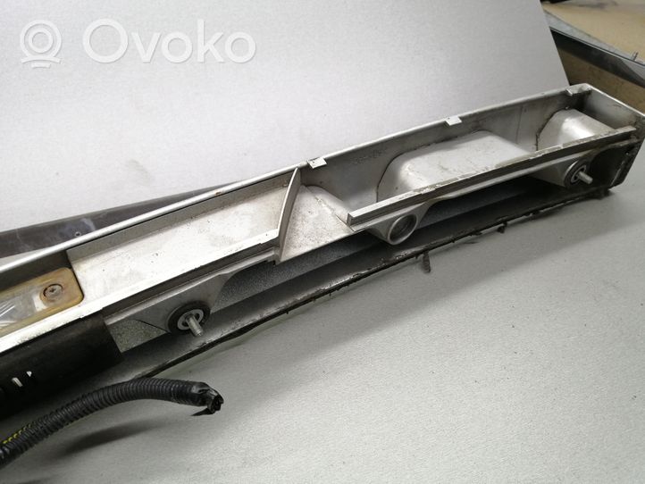 Opel Signum Trunk door license plate light bar 24423650