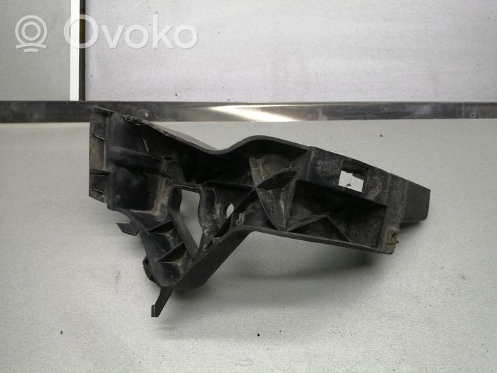 Audi A8 S8 D3 4E Staffa angolare del supporto di montaggio del paraurti 4E0853913C