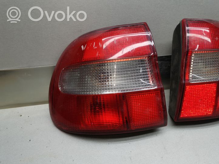 Volvo S40, V40 Lampy tylne / Komplet 