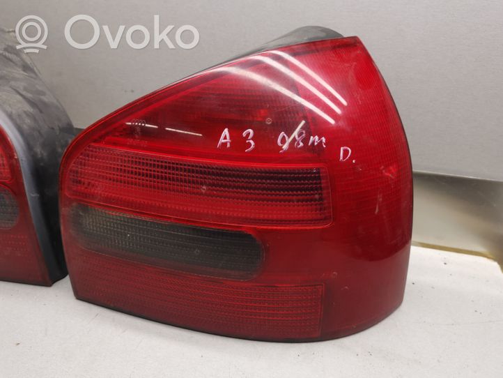 Audi A3 S3 8L Set feux arrière / postérieurs 8L0945096