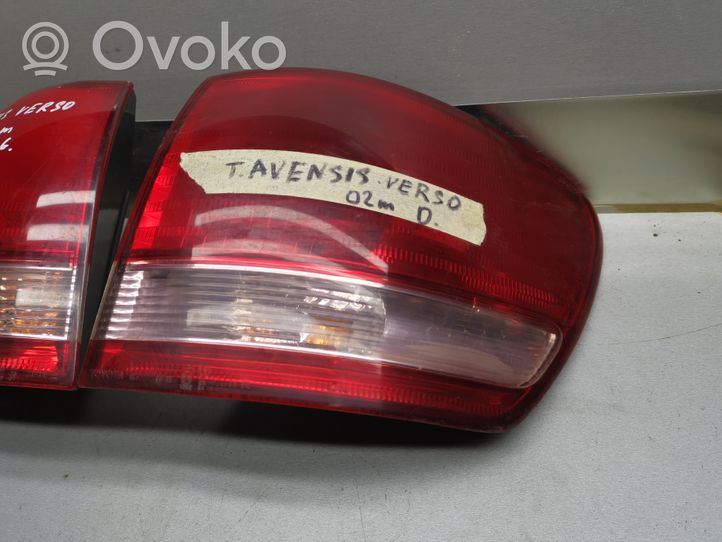 Toyota Avensis Verso Takavalosarja 