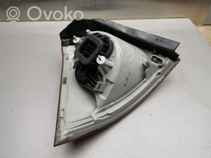 Volkswagen Golf V Lampa tylna 