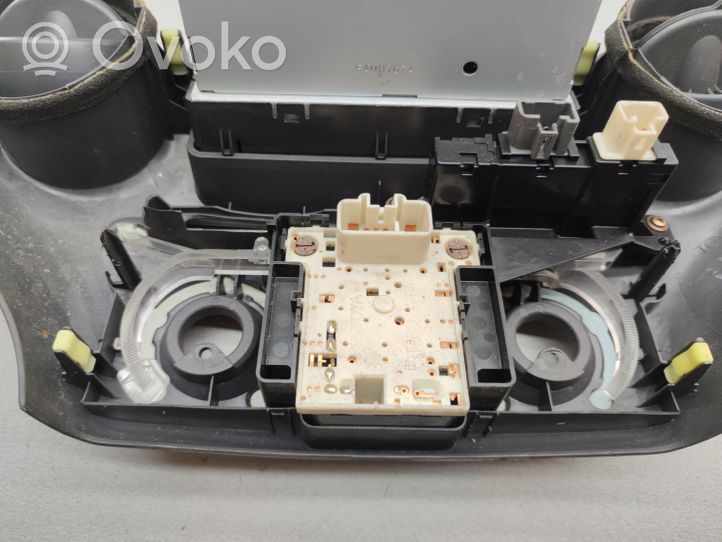 Toyota Yaris Radio/CD/DVD/GPS-pääyksikkö 8611052021B0