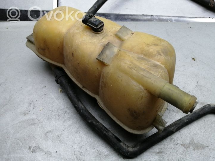 Opel Omega B2 Vase d'expansion / réservoir de liquide de refroidissement 90500223