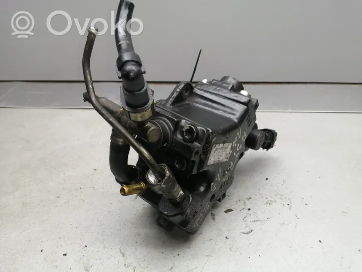 Opel Corsa D Pompe d'injection de carburant à haute pression 55572537