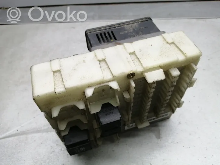 Ford Focus Fuse module 98AG14K150AF