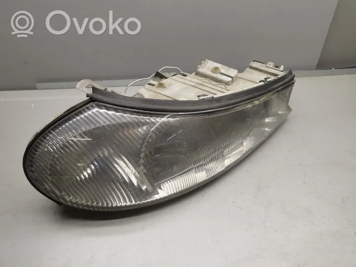 Ford Mondeo MK II Faro/fanale 0301098202