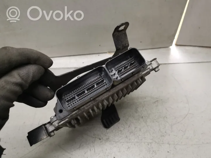 Mercedes-Benz A W169 Sterownik / Moduł ECU A6401503679