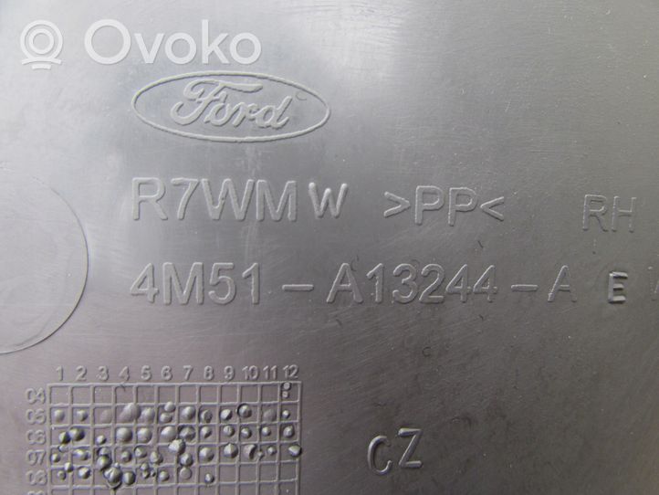 Ford Focus Osłona górna słupka / D 4M51A13244