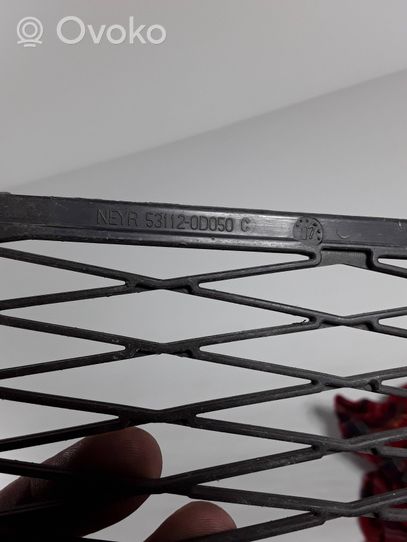 Toyota Yaris Grille inférieure de pare-chocs avant 531120D050