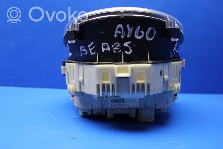 Toyota Aygo AB10 Speedometer (instrument cluster) 838000H012A