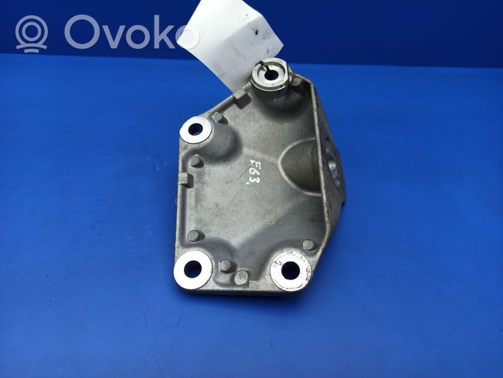 BMW 6 E63 E64 Engine mounting bracket 6768521