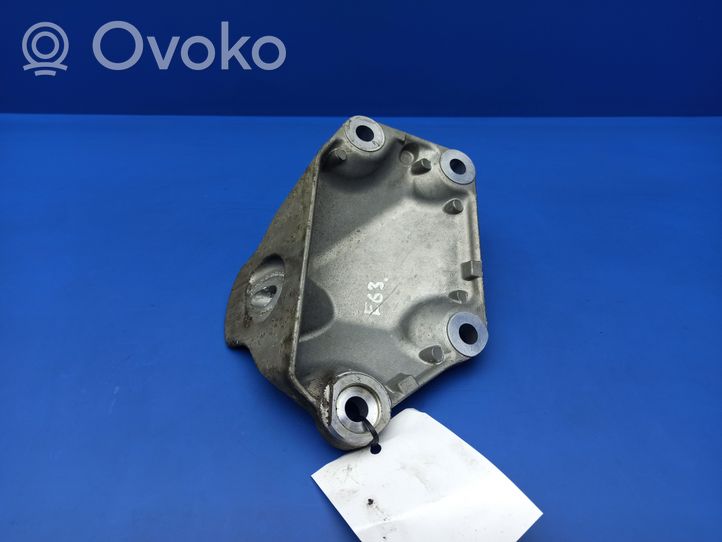 BMW 6 E63 E64 Engine mounting bracket 6768521