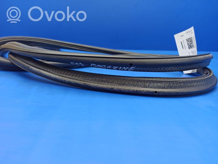 BMW 6 E63 E64 Trunk rubber seal (body) BMWE63E64