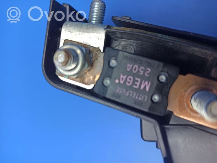 BMW 7 E65 E66 Cableado positivo 8385165