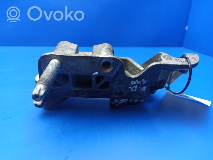 Volvo S40 Engine mounting bracket 3M516030