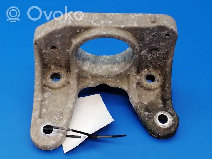 Opel Vivaro Support de boîte de vitesses 8200219372