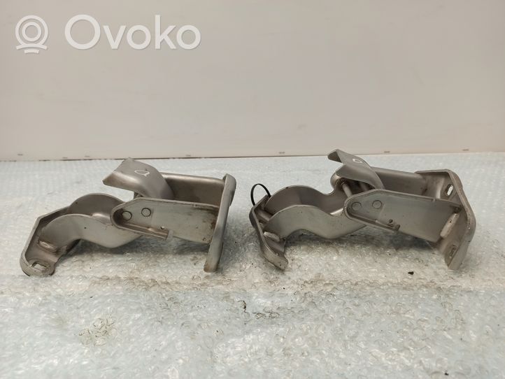 Opel Vivaro Loading door hinge set 527428