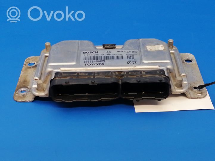 Peugeot 107 Sterownik / Moduł ECU 896610H023