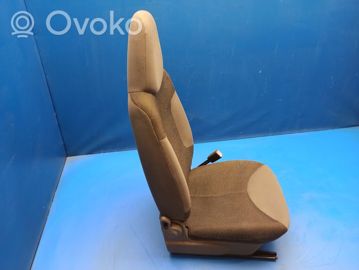 Peugeot 107 Front passenger seat 