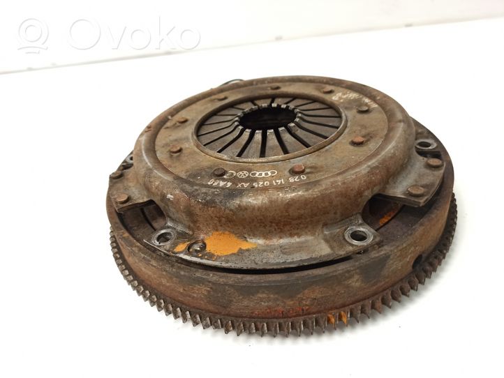 Volkswagen K70 Sankabos komplektas 028141025AX