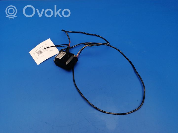 BMW 7 E38 Antena (GPS antena) 8360731