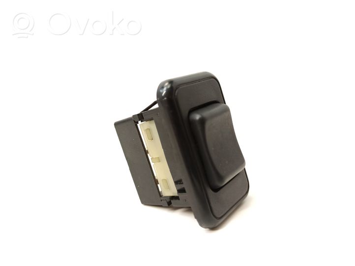 Volvo 760 Electric window control switch 1362551