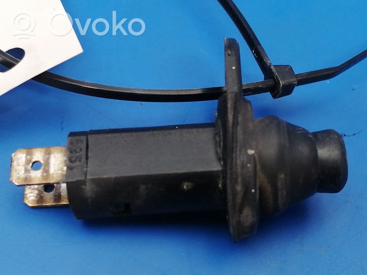 Volvo 760 Sensore portiera anteriore 1362769