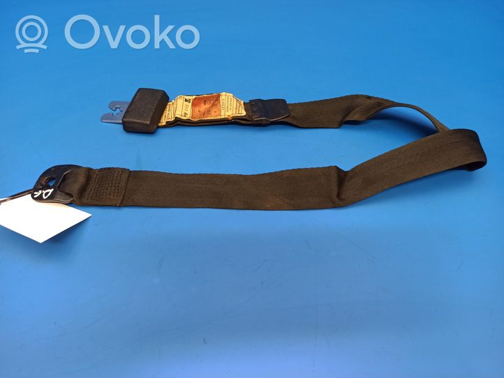 Volvo 240 Middle seatbelt (rear) 669617