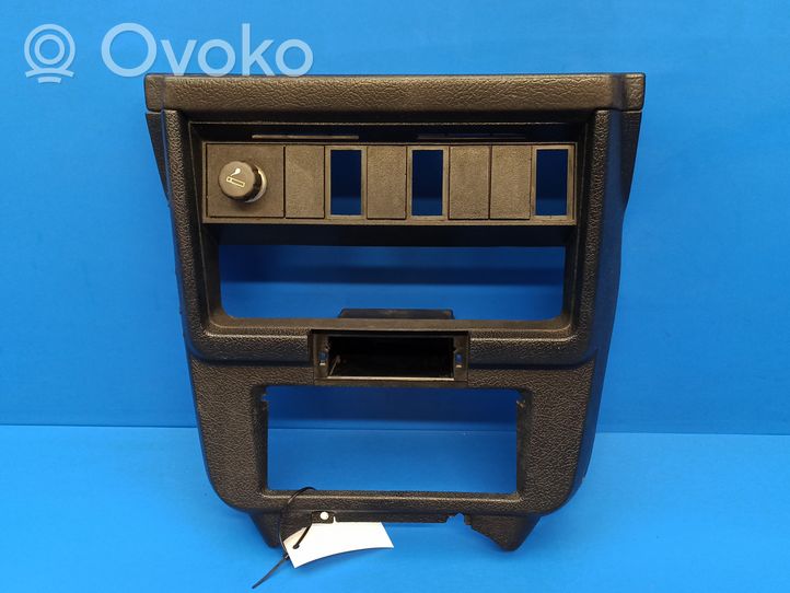 Volvo 240 Panneau de garniture console centrale 