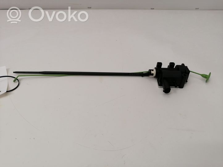 BMW X5 E70 Serratura del tappo del serbatoio del carburante 6985882