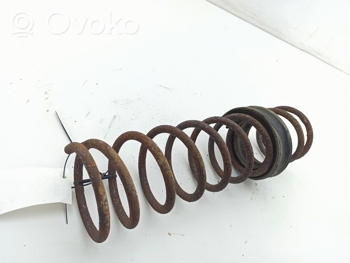 Volvo 760 Rear coil spring 