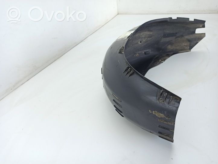 Volvo 760 Rivestimento paraspruzzi parafango posteriore 1380038