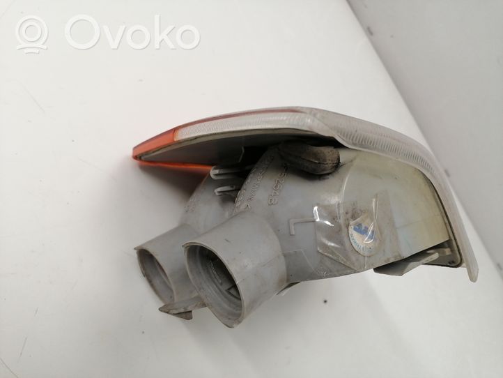 Volvo 760 Front indicator light 185254B