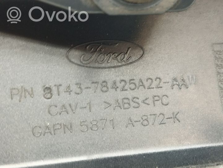 Ford Edge I Takaluukun rekisterikilven valon palkki 8T4378425A22AA