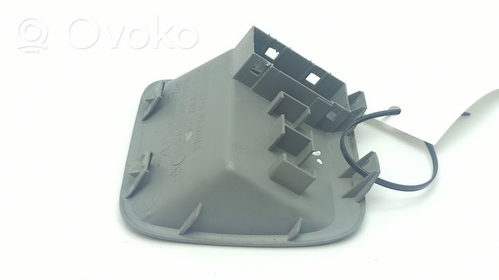 Nissan Primastar Otras partes del panel de instrumentos 8200184608IND