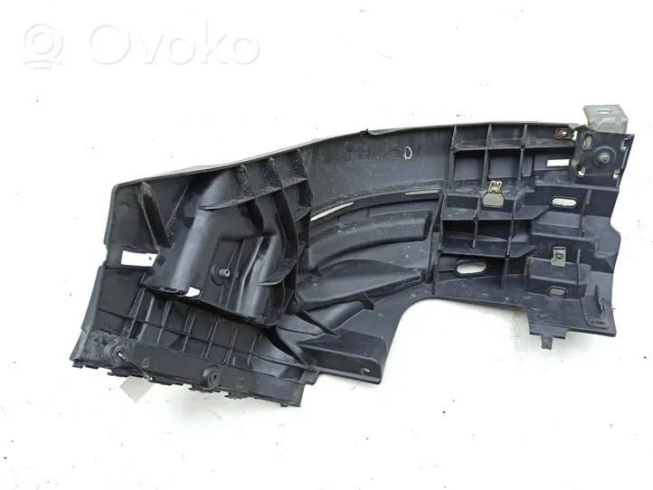 Nissan Primastar Soporte del parachoques delantero 620340102R