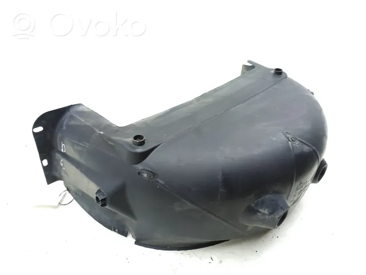 Nissan Primastar Nadkole tylne 82000036016