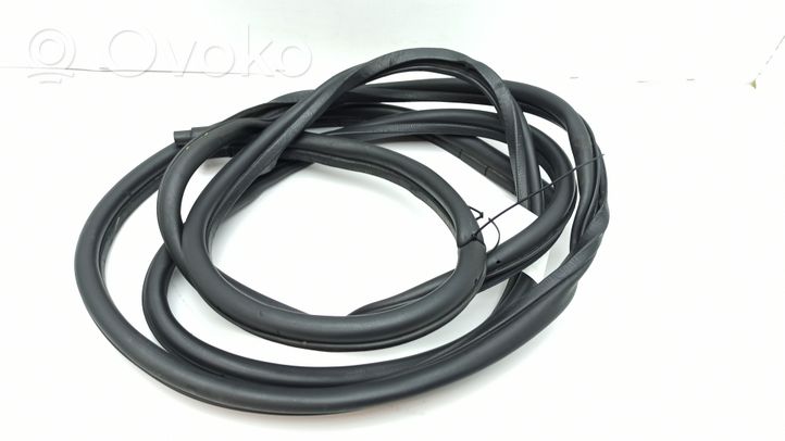 Nissan Primastar Sliding door rubber seal 