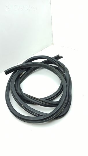 Nissan Primastar Sliding door rubber seal 