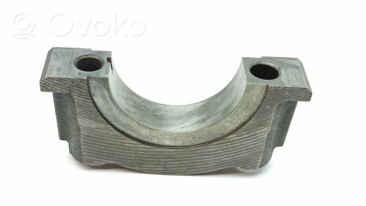 Land Rover Evoque I Crankshaft holder bracket M2