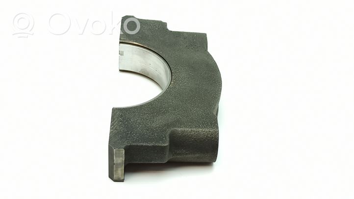 Land Rover Evoque I Crankshaft holder bracket M5