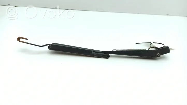 BMW 7 E23 Front wiper blade arm 3399990553