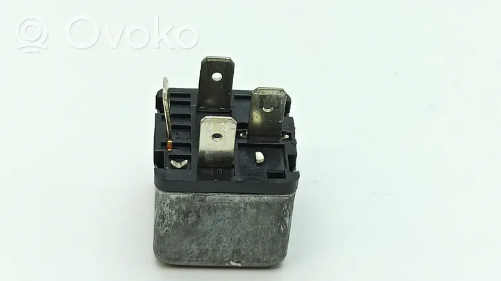 BMW 7 E23 Other relay 61311373586