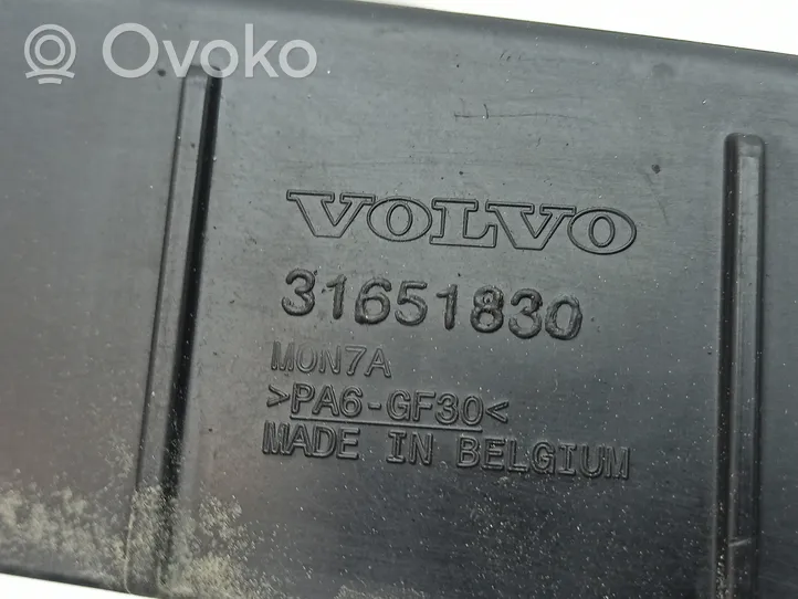 Volvo V90 Cross Country Staffa del pannello di supporto del radiatore parte superiore 31651830