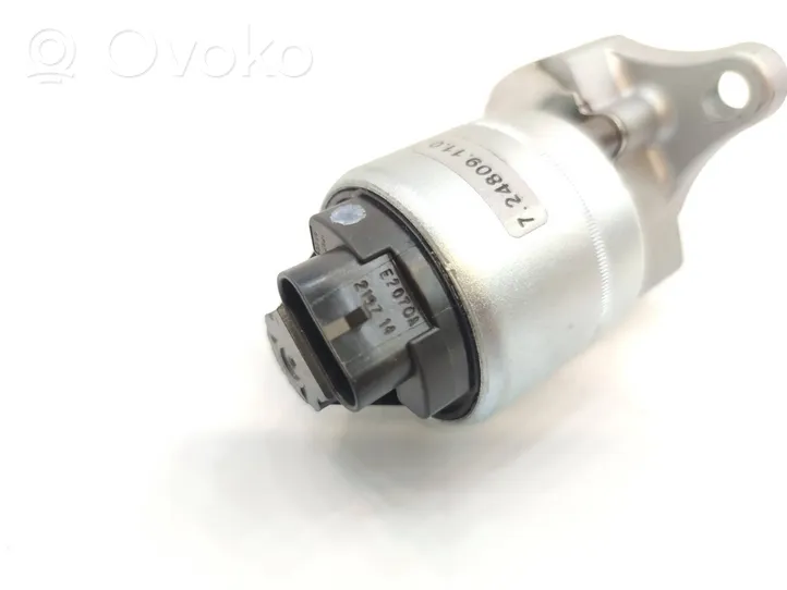 Opel Vectra B EGR valve 724809110